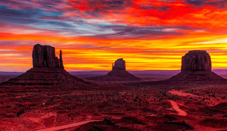 Monument valley road trip usa