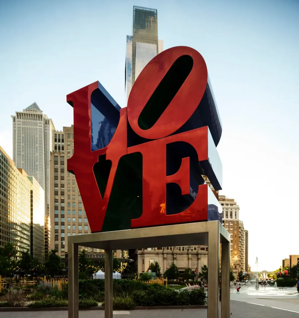 Sculpture LOVE dans le centre-ville de Des Moines en Iowa